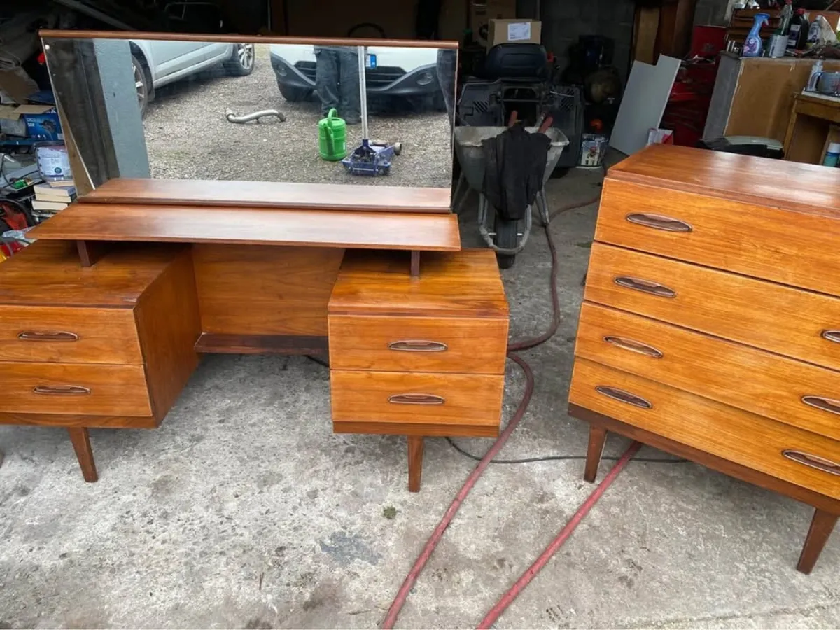 Art Deco vanity dresser & chest of drawers - Image 1