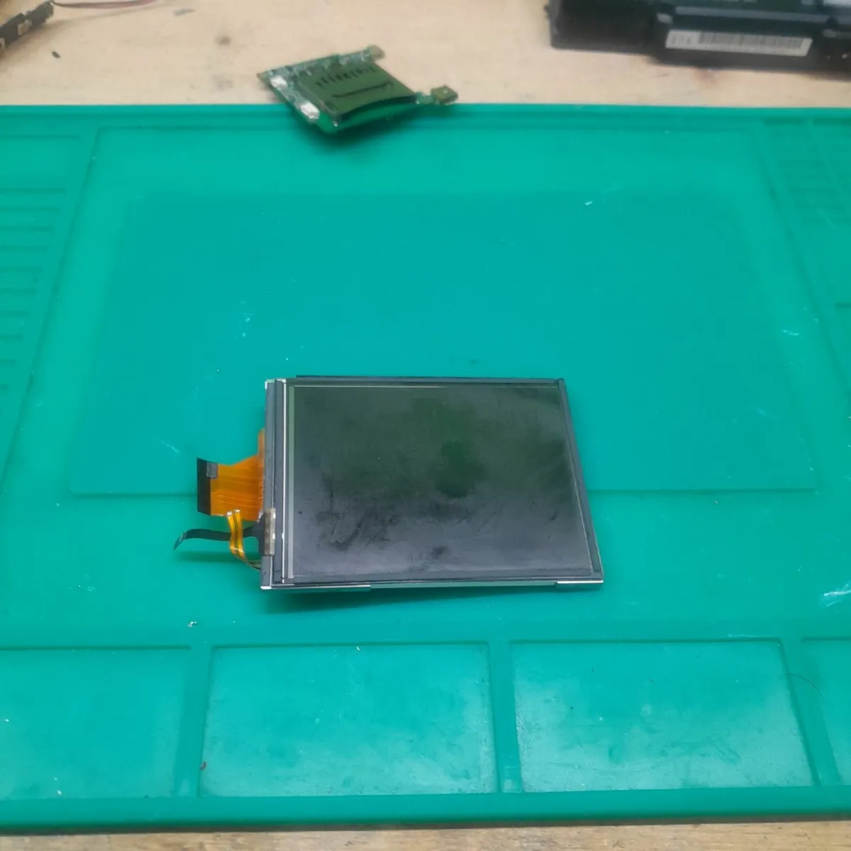 LCD screen for Coolpix with touch screen - Image 2