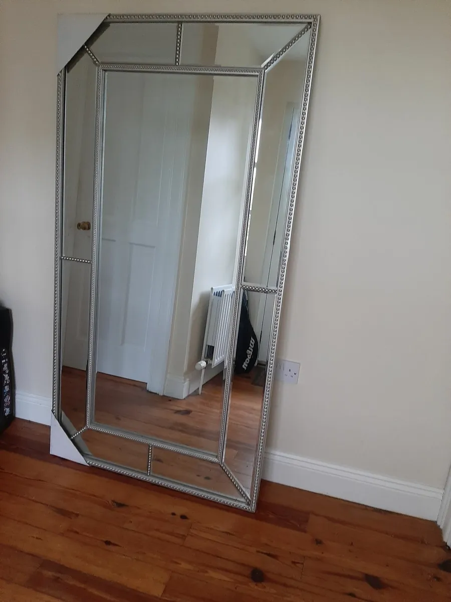 Large wall mirror - Image 2