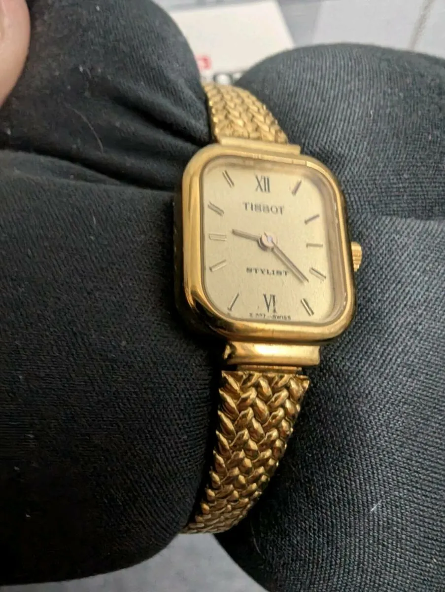 Vintage Tissot Stylist Ladies' Quartz Watch - Image 2