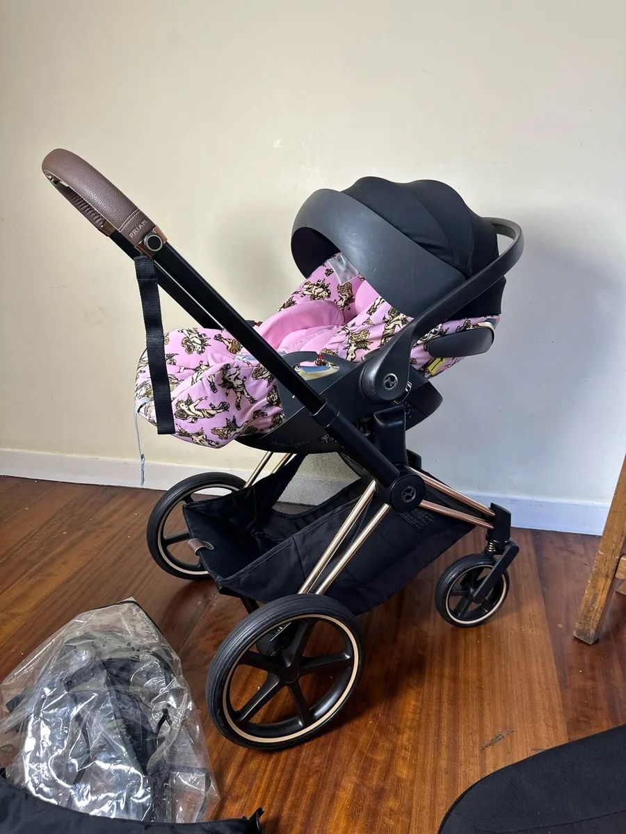 Cybex Priam Wings Angel 3 in 1 - Image 3