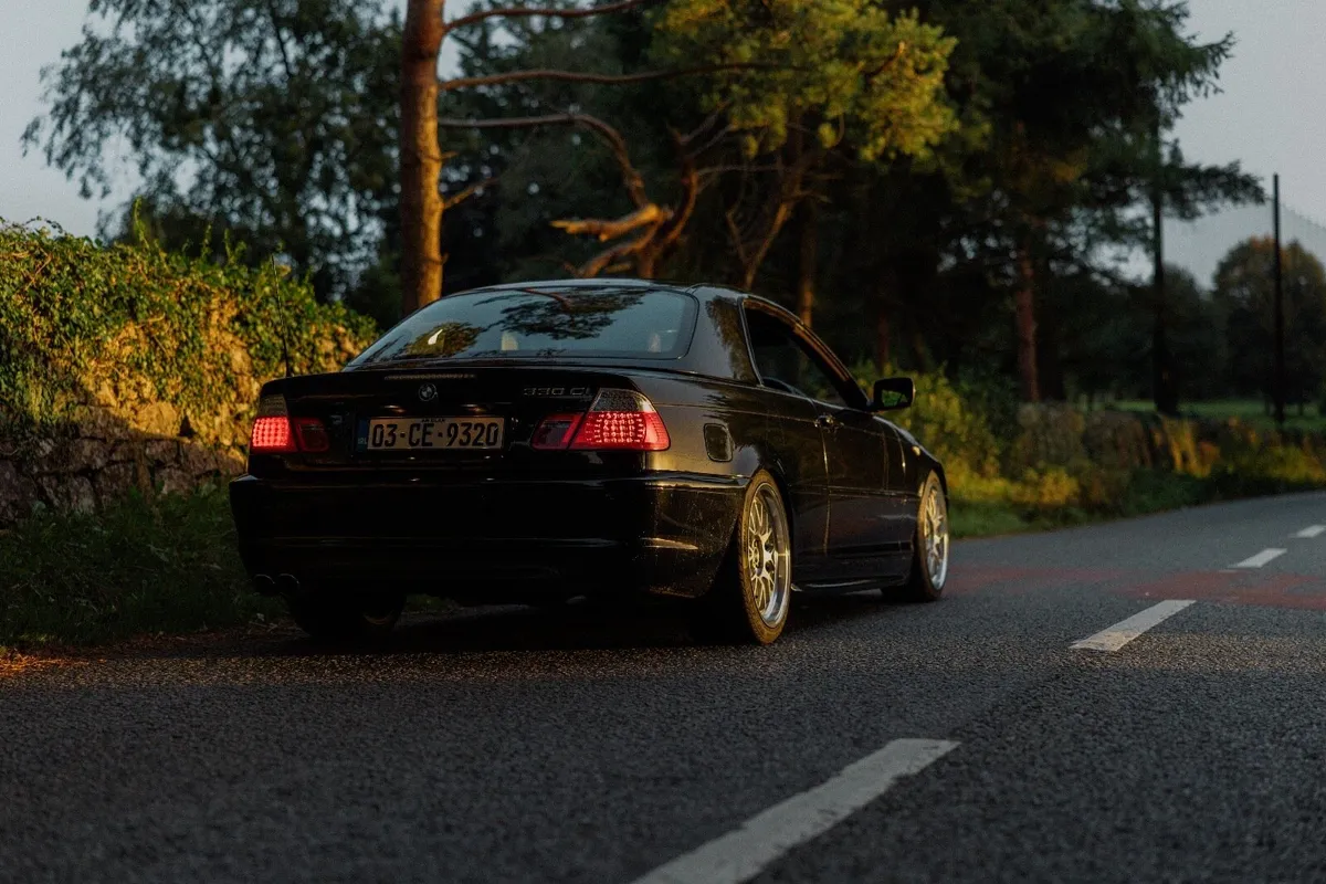 BMW E46 330Ci Manual - Image 4