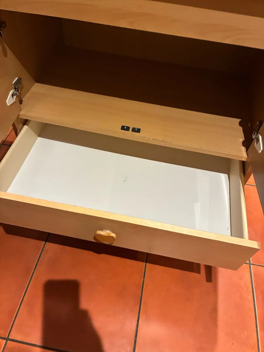 Baby changing unit - Image 4
