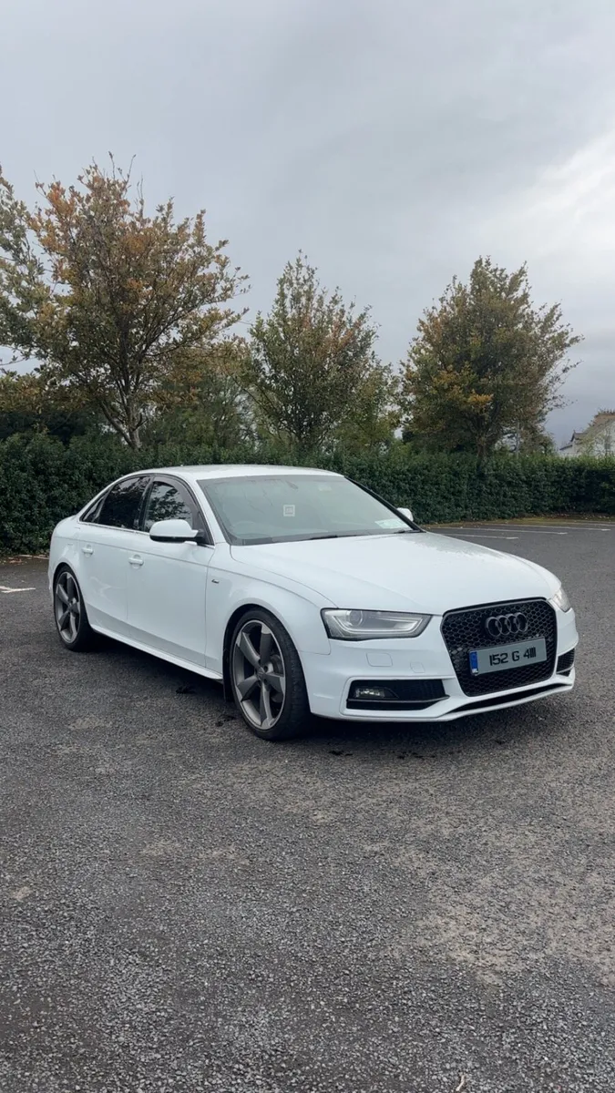 2015 Audi A4 S-Line Black Edition - Image 3