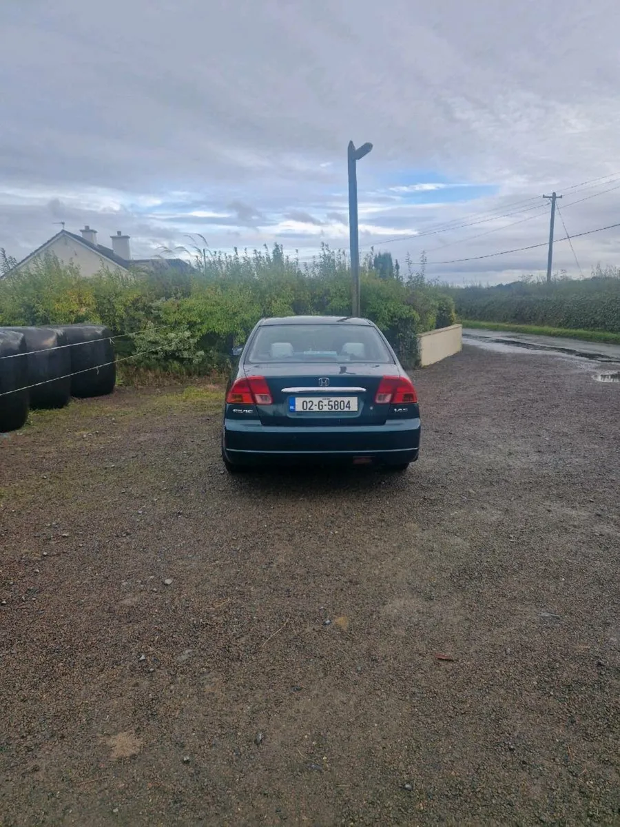 Honda civic - Image 4