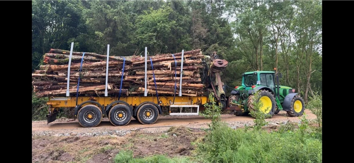Tri axle timber forestry trailer - Image 1