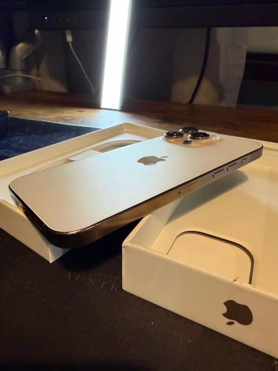 Iphone 16 pro max 256 gb apple - Image 1