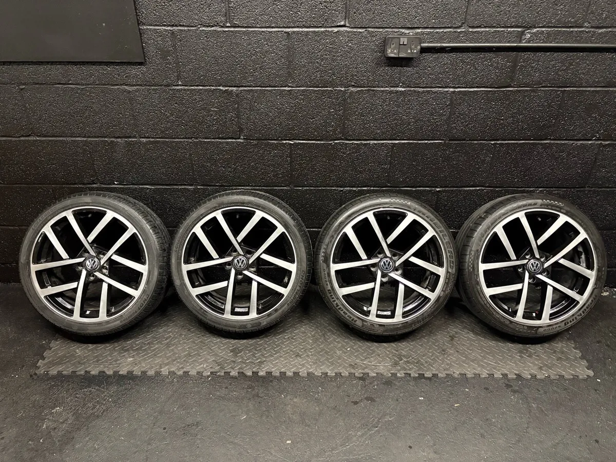 Selection of alloys for sale - Image 1