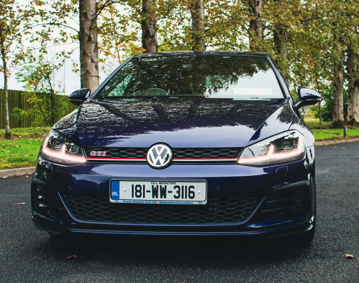 Volkswagen Golf 2018 Gti**Performance edt** - Image 2