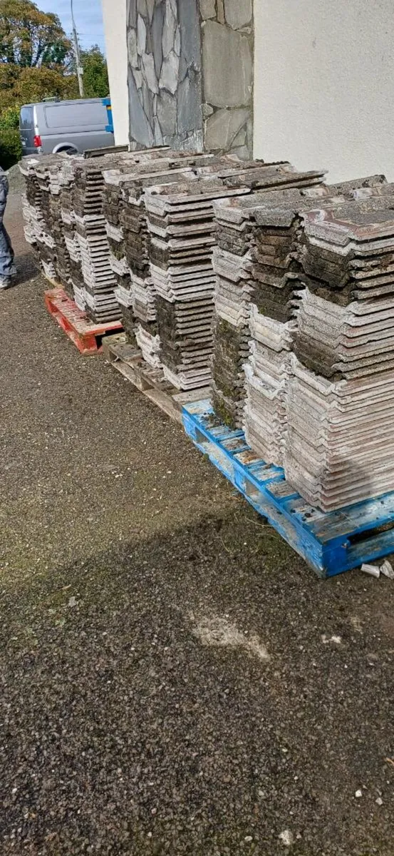 Free Roofing tiles - Image 2