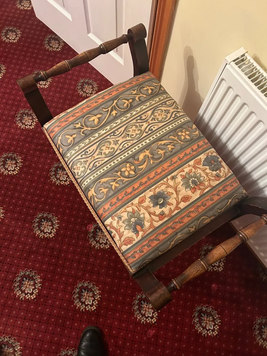 Piano Stall - Image 2