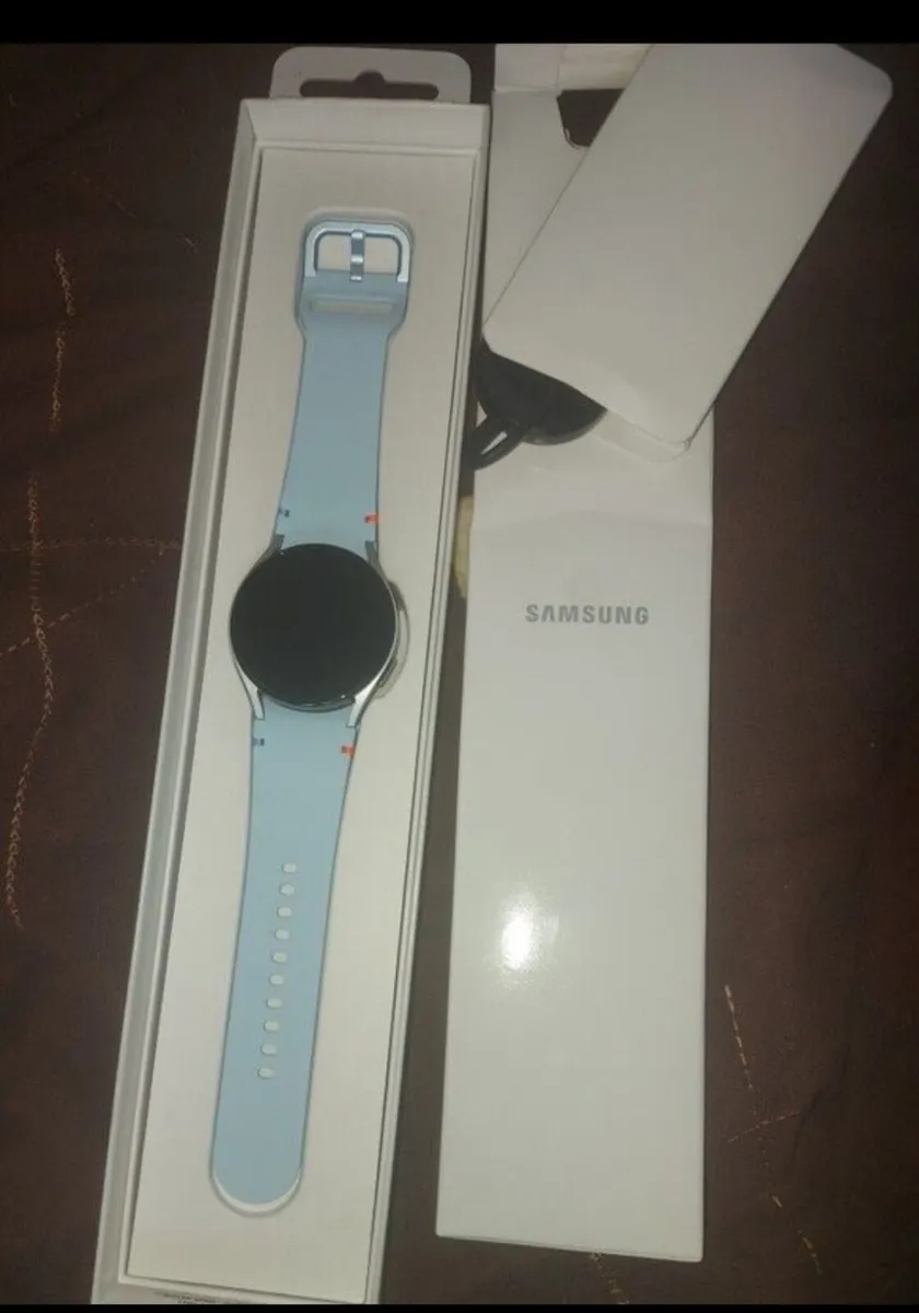 Samsung Galaxy  FE watch with bixby new - Image 4