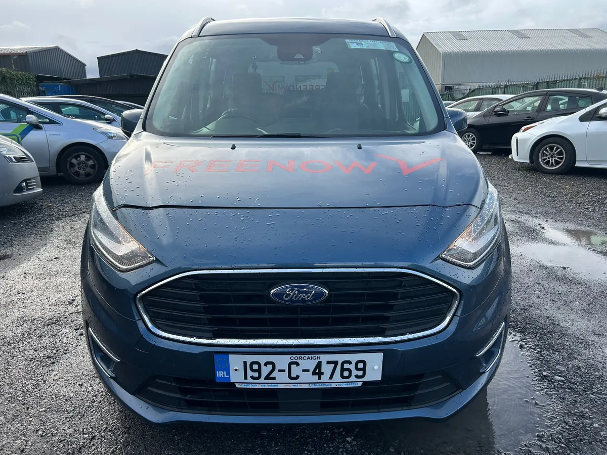 2019 Ford Tourneo automatic diesel NEW TAXI PLATE - Image 3
