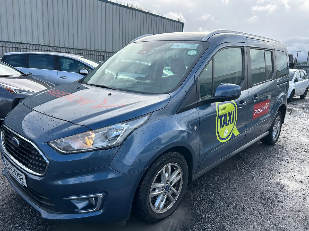 2019 Ford Tourneo automatic diesel NEW TAXI PLATE - Image 2