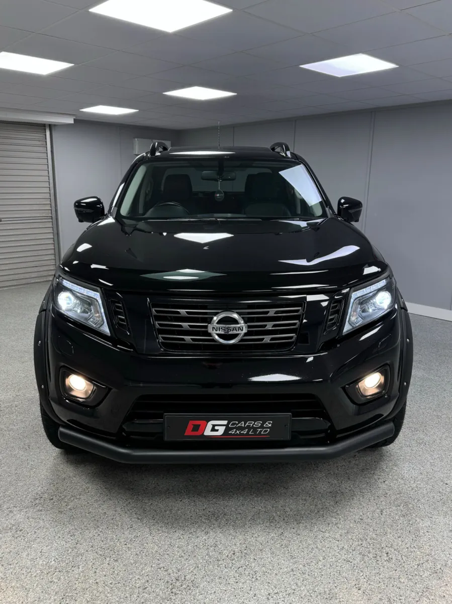 2021 Nissan Navara 2.3 DCI N Guard Automatic - Image 2