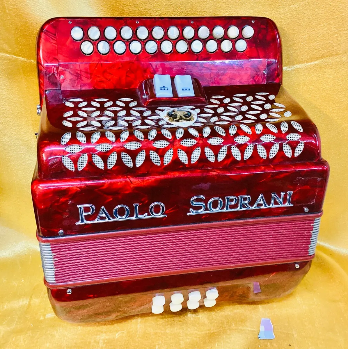 PAOLO SOPRANI B/C ELITE I RED  4 V  ACCORDION USED - Image 1