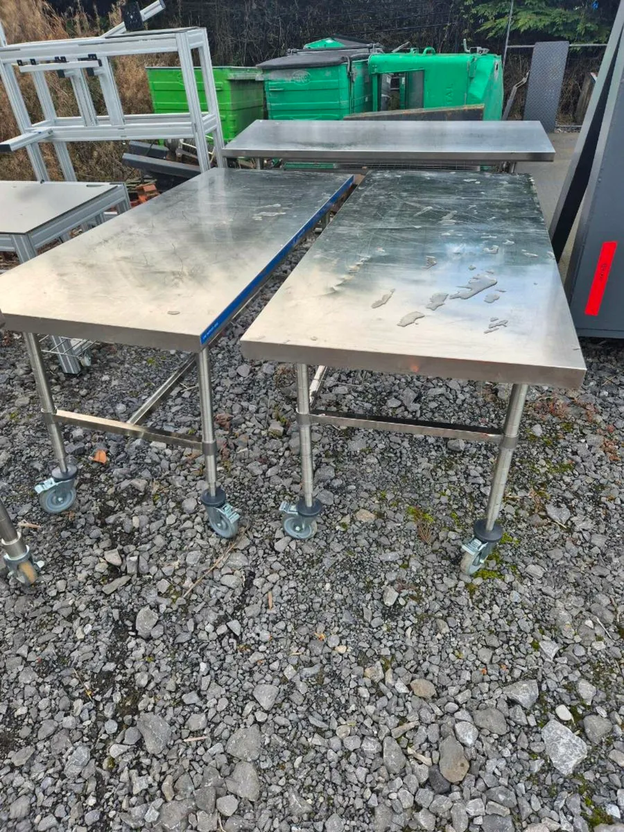 Stainless steel work benchs - Image 1