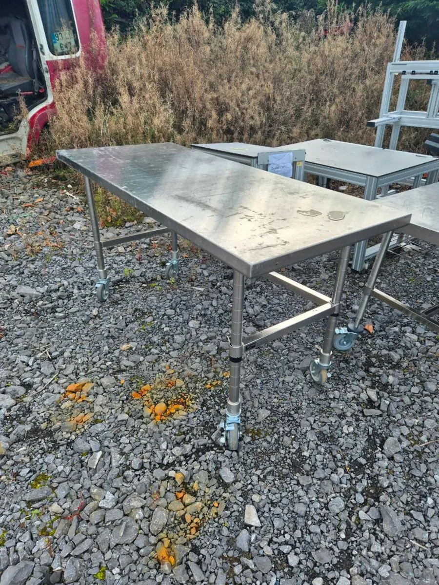 Stainless steel work benchs - Image 2