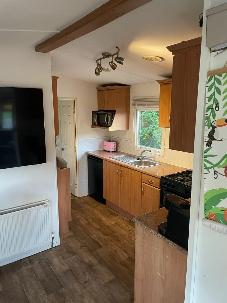 Mobile home - Image 1