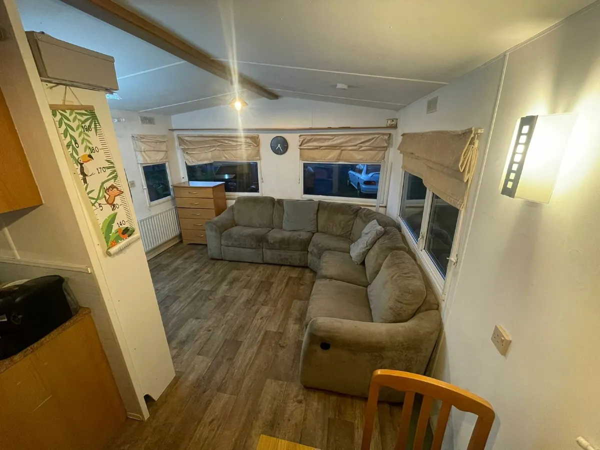 Mobile home - Image 2