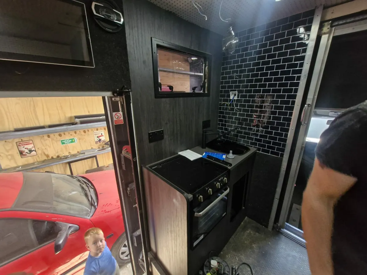 Camper - Image 3