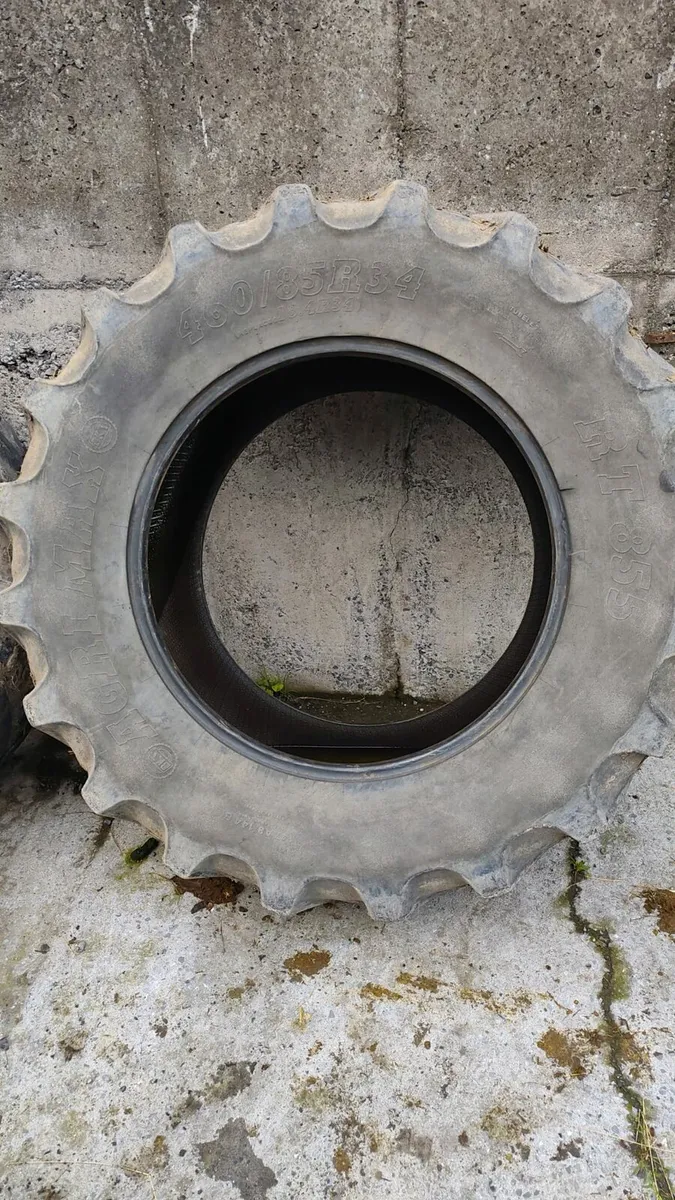 Tractor tyres - Image 1