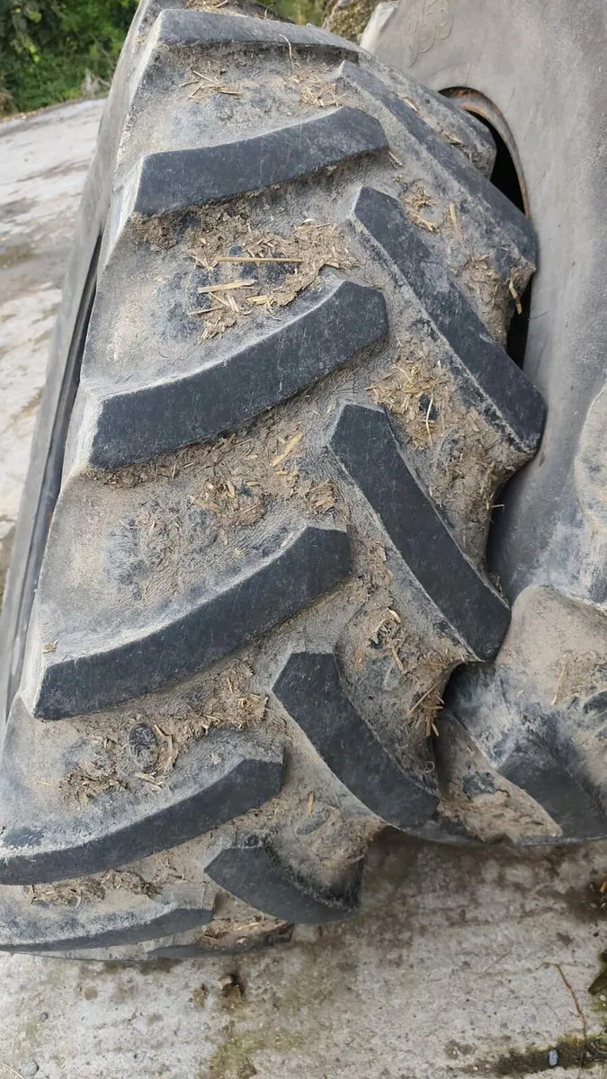 Tractor tyres - Image 4