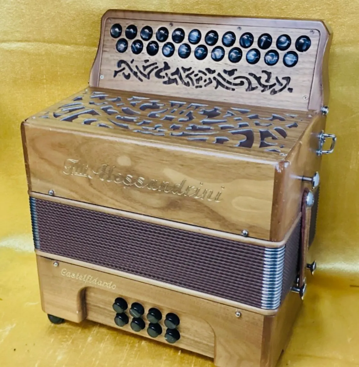ALESSANDRINI B/C 3 V 2 ROW IRISH TUNED ACCORDION - Image 1