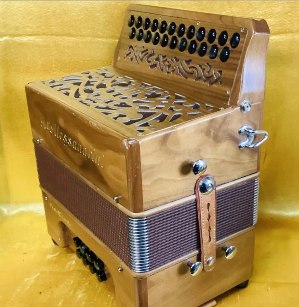 ALESSANDRINI B/C 3 V 2 ROW IRISH TUNED ACCORDION - Image 4