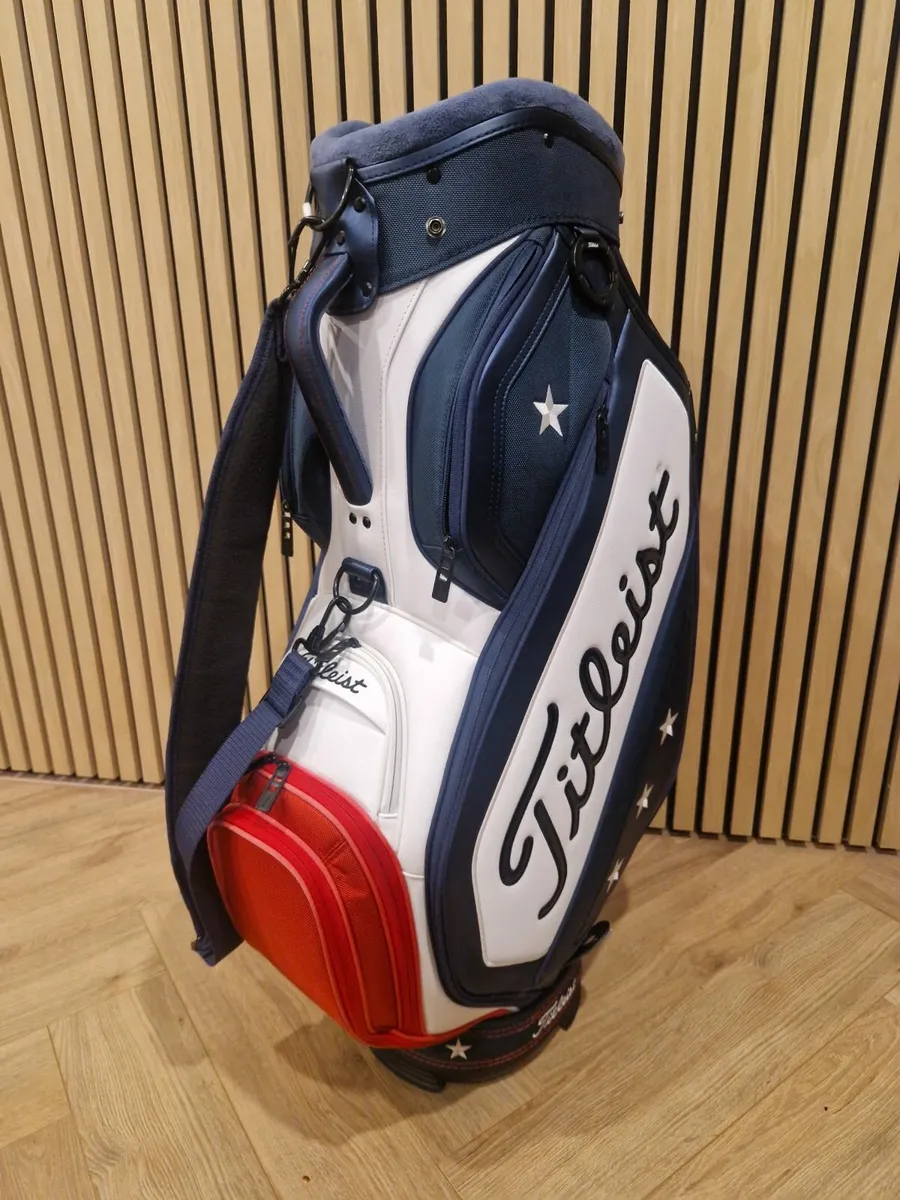 Titleist Tour Golf bag mid size - Image 4