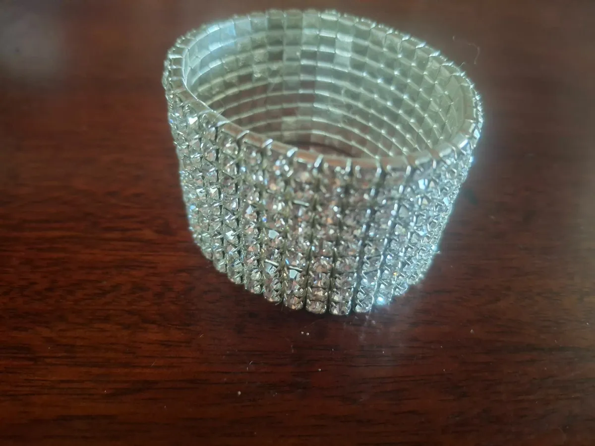 Rhinestone Stretch Cuff Bracelet. - Image 2