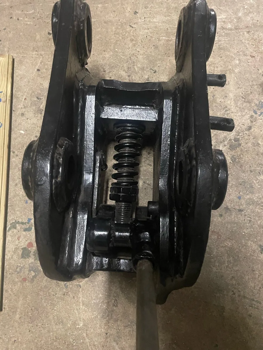 Digger 45mm pin hitch / Buckets - Image 3