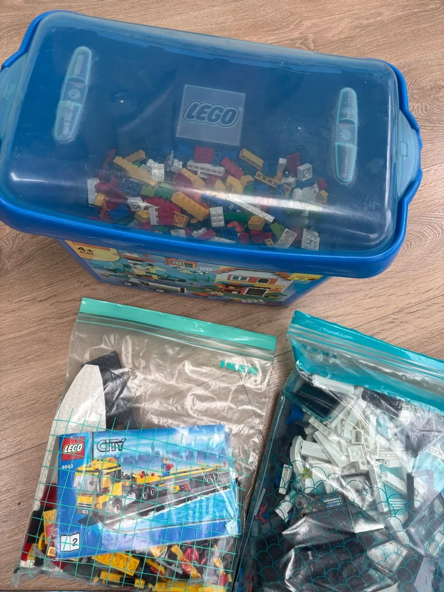 Lego Sets and Complete Blue Box - Image 1