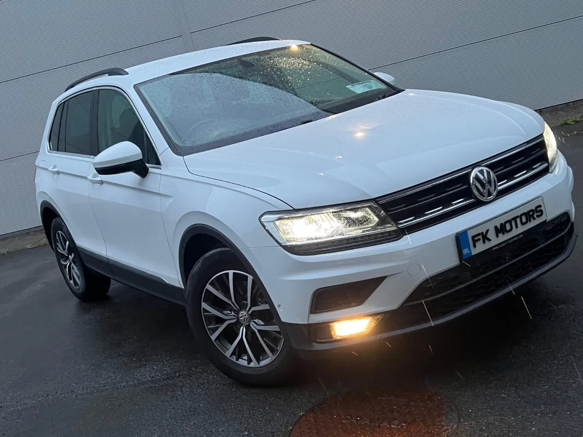 Volkswagen Tiguan 2017 petrol  auto - Image 2