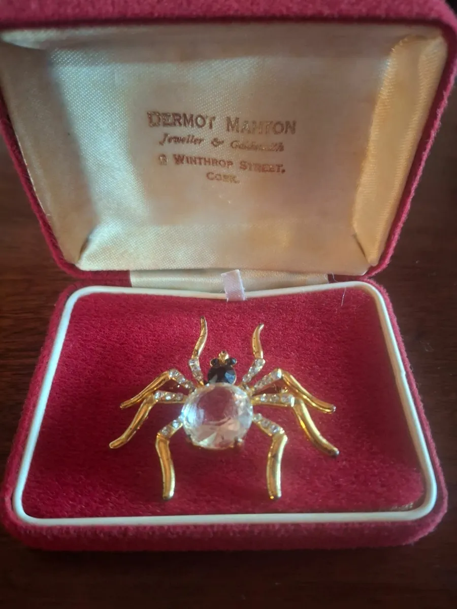 Unique brooch. - Image 3