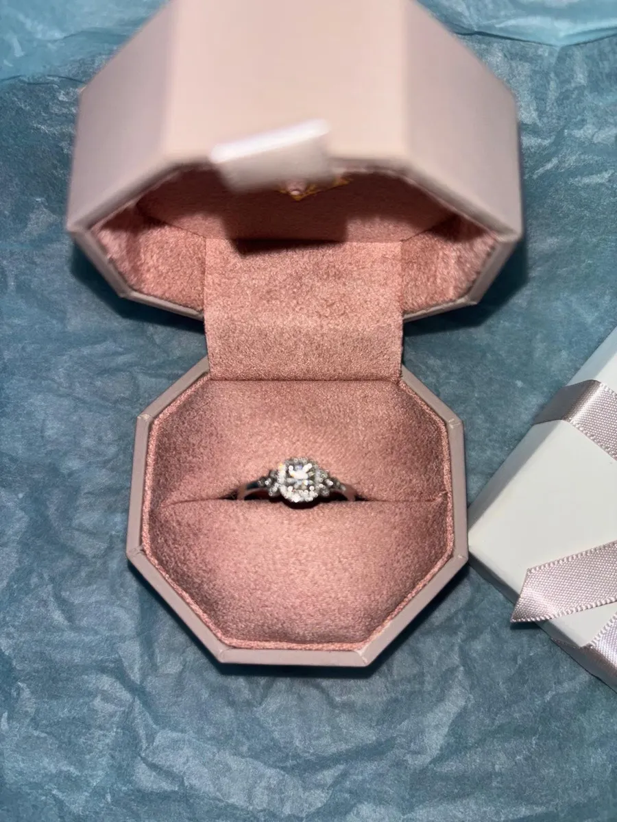 9 carat White gold + Insurance - Image 2