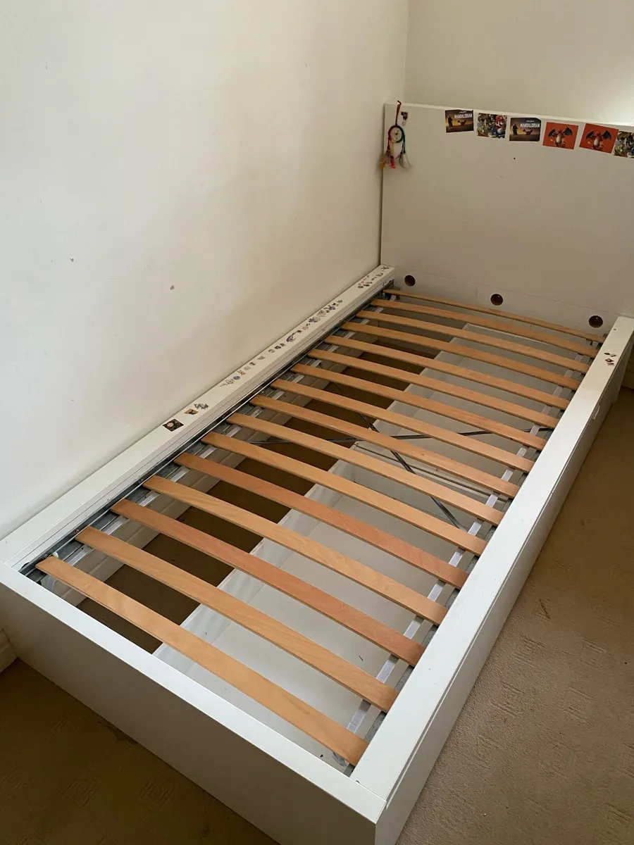 Queen sized double bed & single  bed frame - Image 2