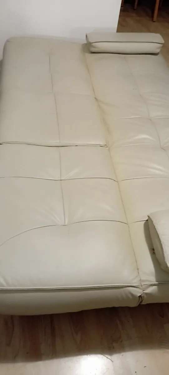 Couch and tv Walker - Image 2