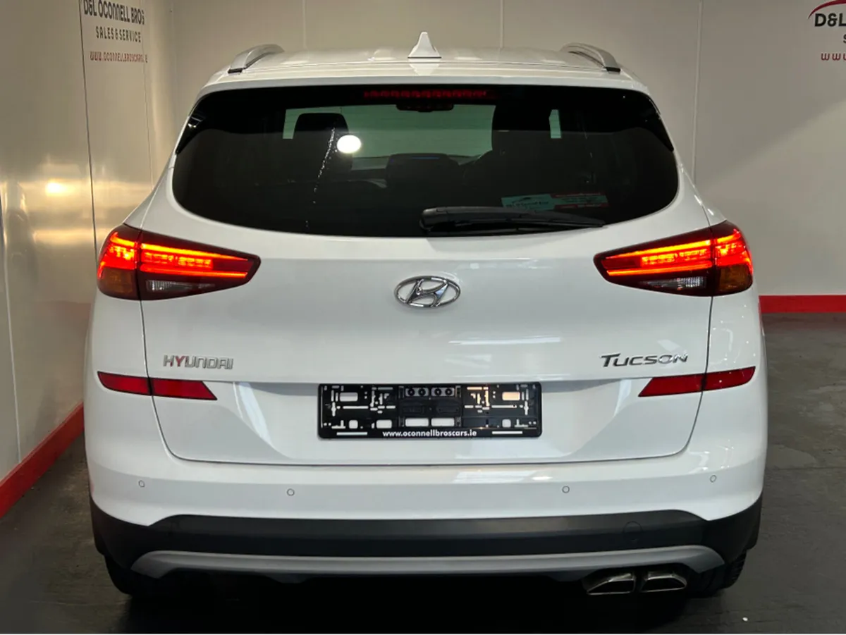 Hyundai Tucson IX35 EXECUTIVE PLUS 5DR - Image 3