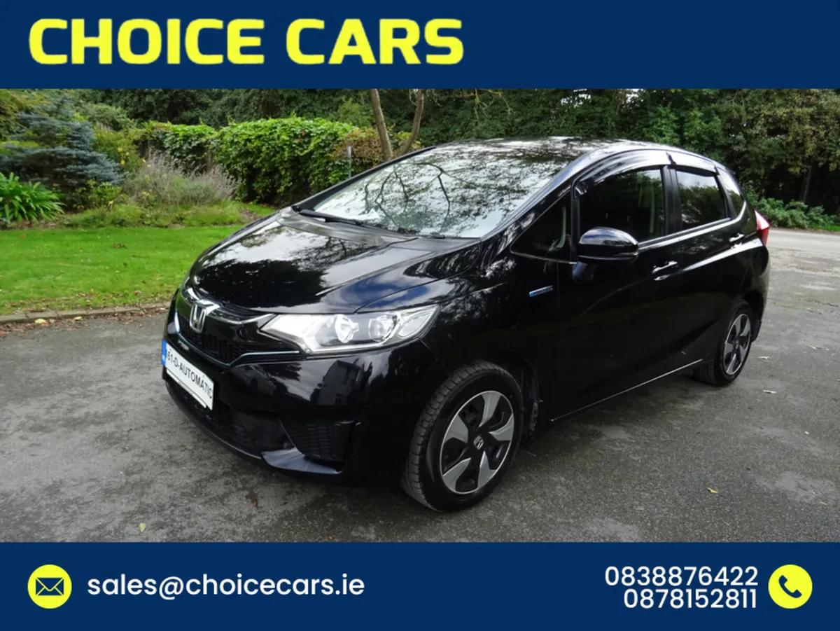 Honda Fit 1.5 AUTO HYBRID  L SPEC - Image 2
