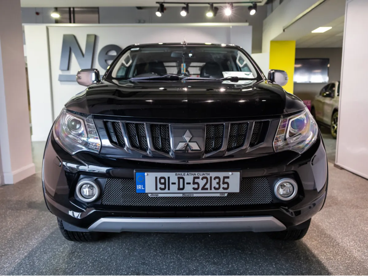 Mitsubishi L200 DID BARBARIAN DCB 2.5 CR 4WORK AUT - Image 2