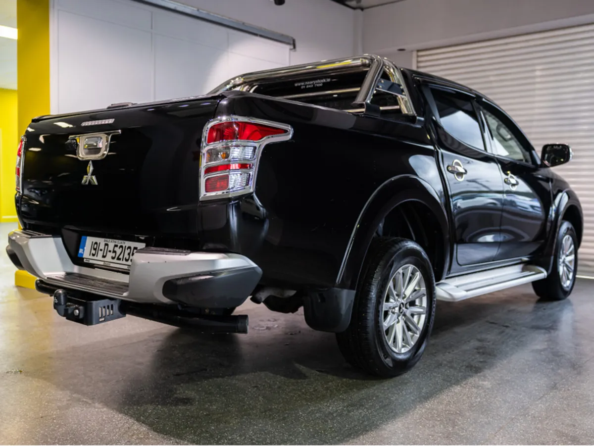 Mitsubishi L200 DID BARBARIAN DCB 2.5 CR 4WORK AUT - Image 4