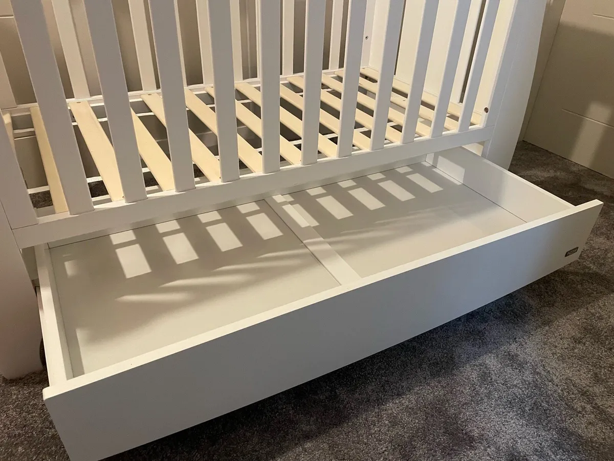 Brand New Cotbed - TUTTI BAMBINI - Image 3