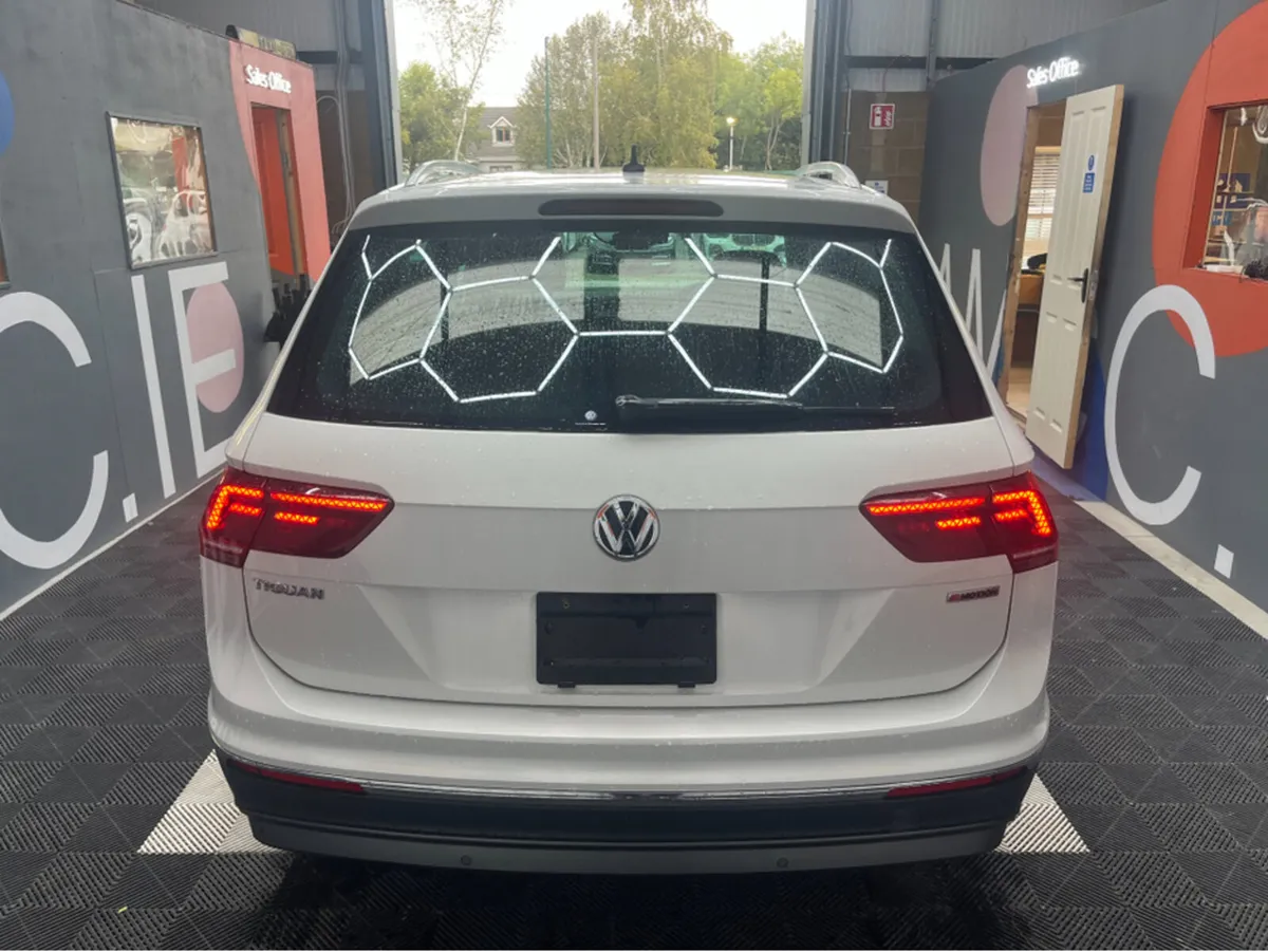 Volkswagen Tiguan €25950! 2018 VOLKSWAGEN TIGUAN 2 - Image 3