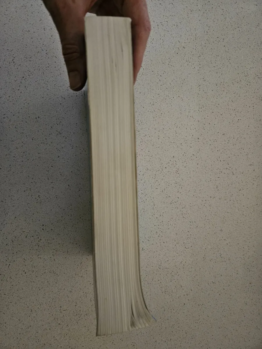 Book: Multiple View Geometry in Computer Vision - Image 2