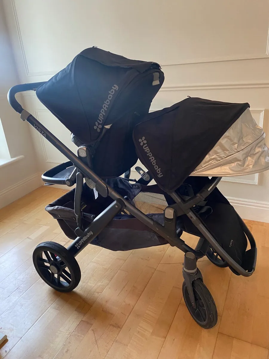 Uppababy Vista V2, bassinet, Rumble & Car Seat - Image 1