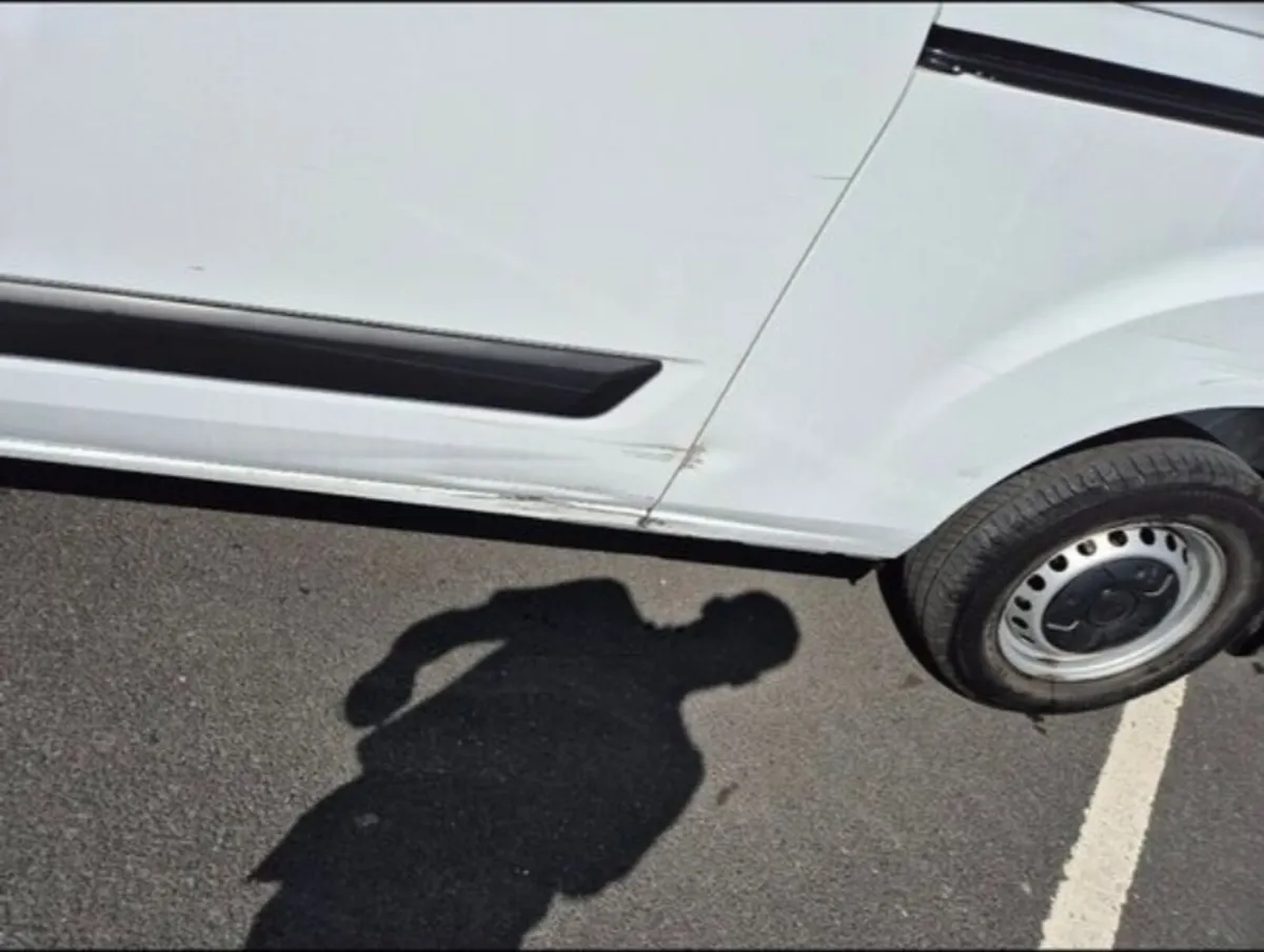 Transit custom high roof 2.0L TDCI NO VAT 132k km - Image 3