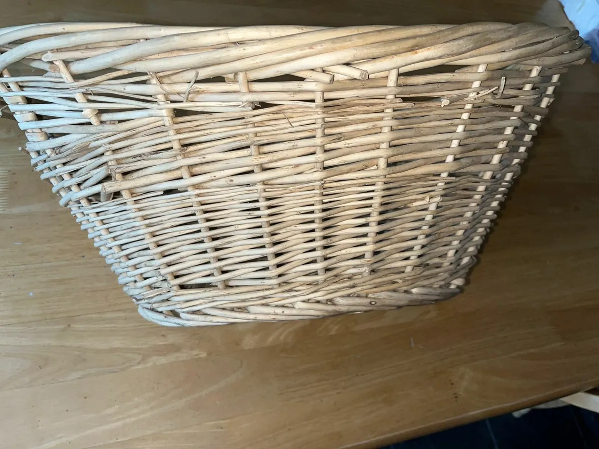 Wicker basket - Image 4