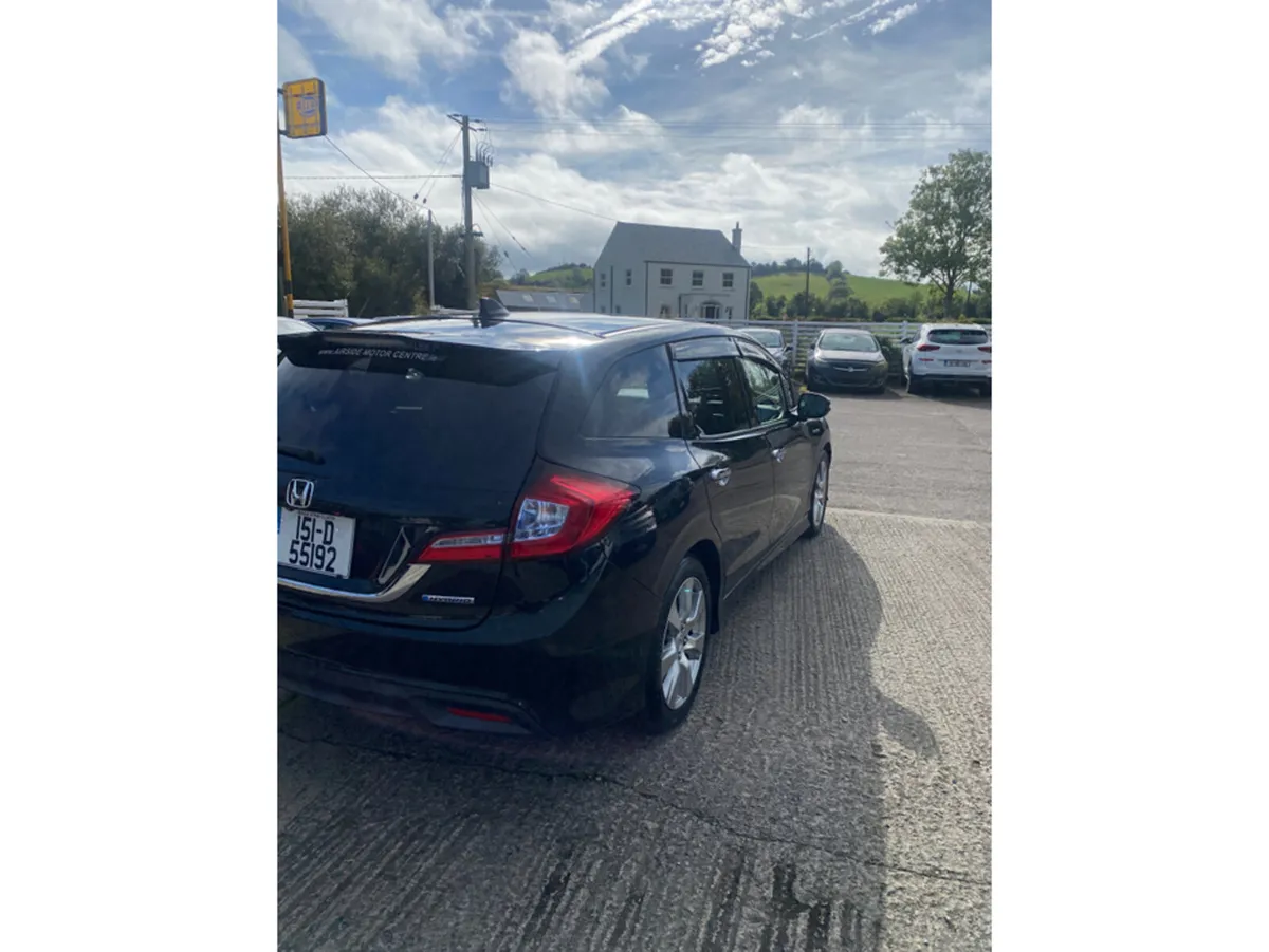 Honda Jade DAA-FR4 5DR - Image 2
