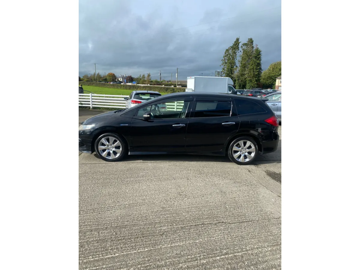 Honda Jade DAA-FR4 5DR - Image 3